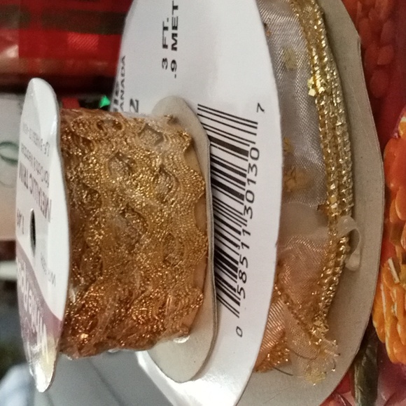 Bundle Of Assorted Ribbons - Picture 2 of 6